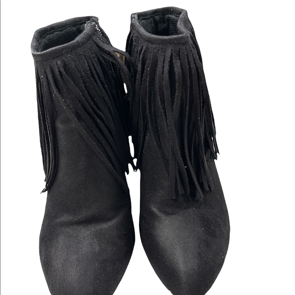 D Fringed Black Boots with Heels